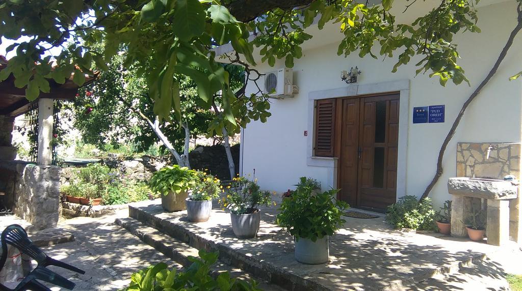 Apartment Pud Oreh Roc Exterior photo